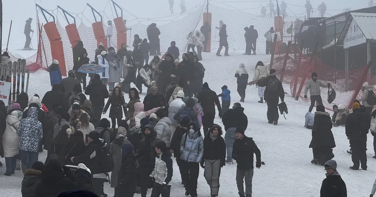 Uludağ’ın zirvesine turist akını